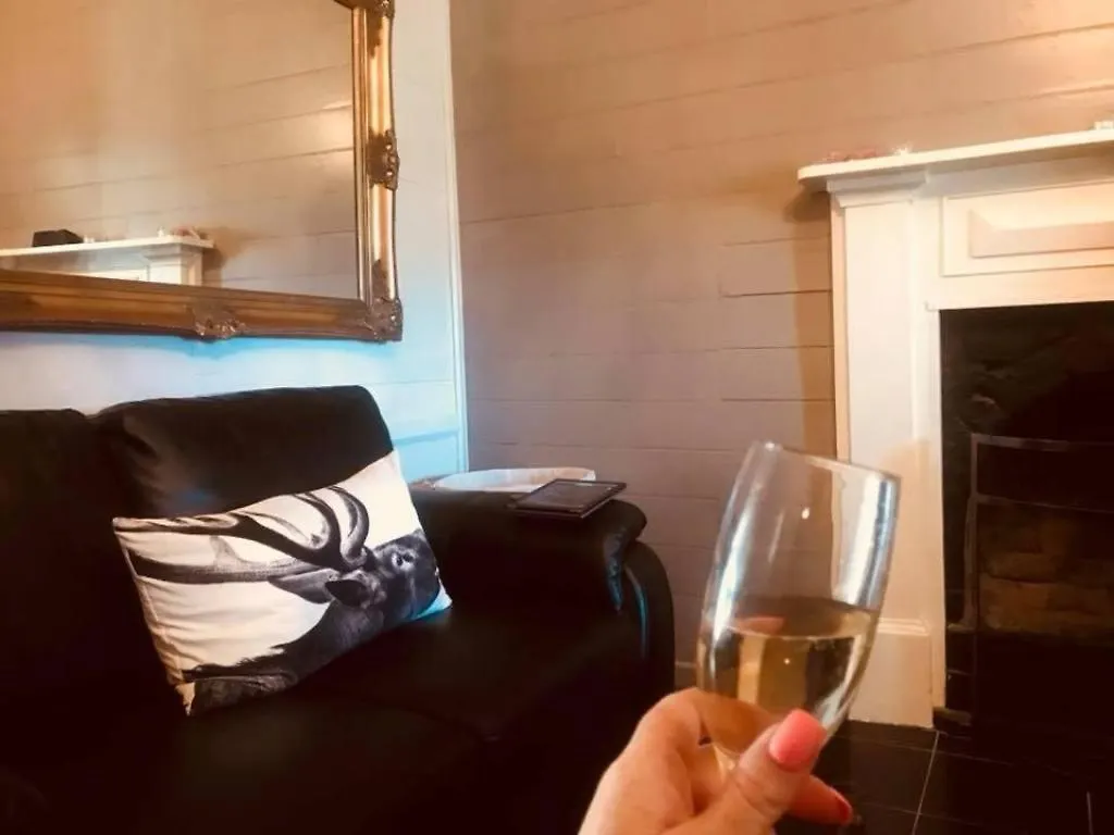The Radford Couples Cottage Heart Of Stanthorpe